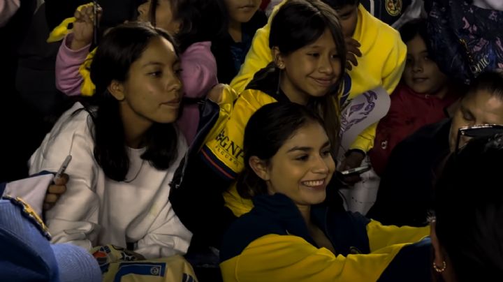Afición del Club América le llevó TREMENDA SORPRESA a Jana Gutiérrez en la Jornada 14 de la Liga MX