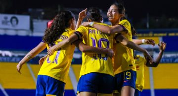 Ex-portera de la Liga MX Femenil ELOGIA a futbolista del Club América