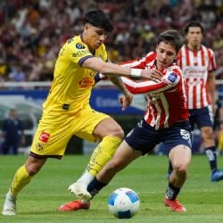 La Inteligencia Artificial le PROPONE a Chivas FICHAR a 2 jugadores del Club América