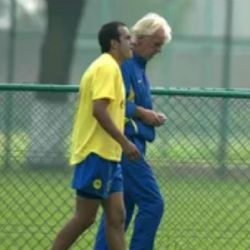Cuauhtémoc Blanco NO SE OLVIDA de Leo Beenhakker tras su fallecimiento
