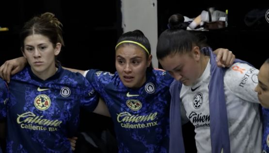 Karen Luna LLORÓ mientras dio un EMOTIVO DISCURSO antes del partido ante Bravas y al mismo tiempo contagió a la afición