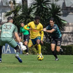 Aunque América GOLEÓ, afición sentencia a jugador por el partido vs La Paz