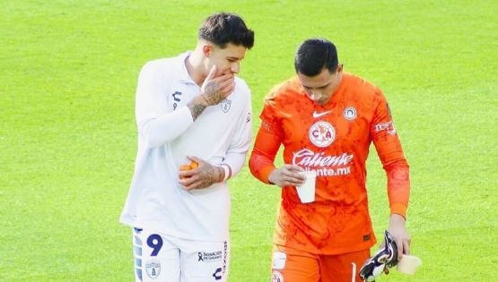 ¿Quiere VOLVER? Captan a Illian Hernández hablando misteriosamente con Luis Ángel Malagón