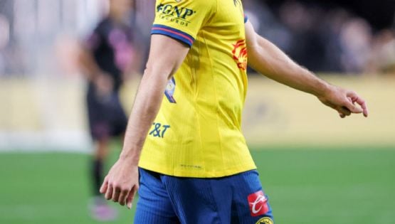Es uno de los ÍDOLOS del Club América, pero la afición le da con todo por culpa de sus lesiones