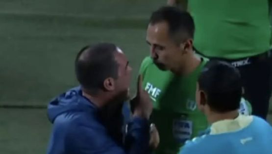 Filtran el supuesto RECLAMO de André Jardine a Enrique Santander, por esto le sacó la roja