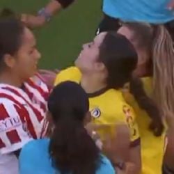 Video: La PELEA de Scarlett Camberos, Sabrina Enciso e Irene Guerrero vs Kinberly Guzmán