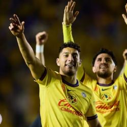 Dicen que será el reemplazo de Sebastián Cáceres, cometió error que deja sin Mundial a su selección