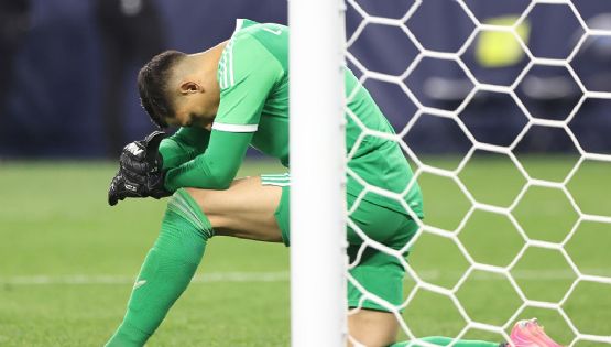 Foto de Selección Nacional podría augurar la BAJA de Luis Ángel Malagón vs Surinam