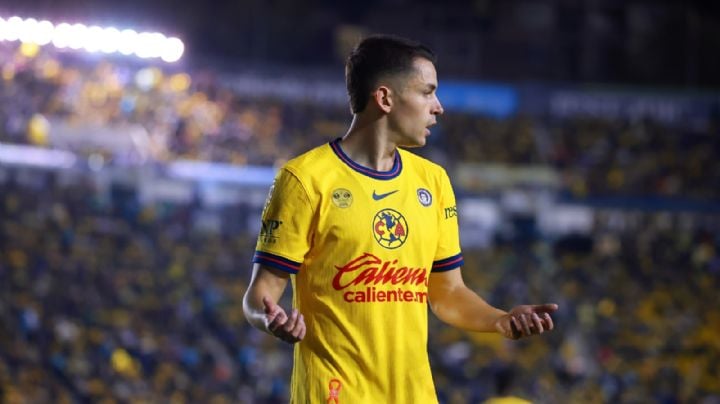 Álvaro Fidalgo se luce con GRAN DETALLE con aficionado del Club América