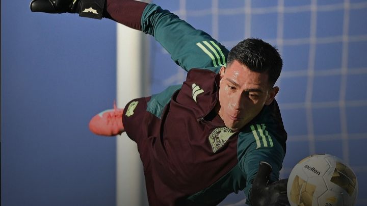 Video: El ATAJADÓN de Luis Ángel Malagón que SALVÓ a México vs Surinam en la Copa Oro