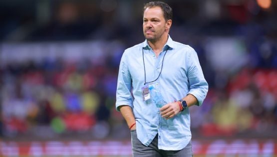 La arriesgada decisión de Santiago Baños de REFORZAR la misma posición con 2 EXTRANJEROS