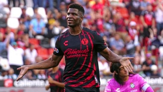 Es uno de los periodistas que MÁS SABE de futbol y le da el visto bueno a la Pantera Zúñiga