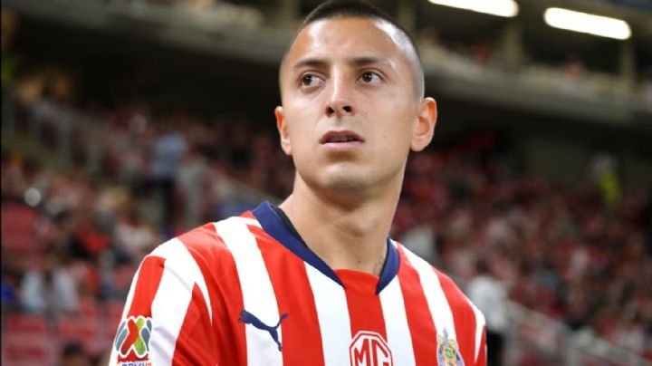 ¡Tenía que ser de Chivas! André Jardine reacciona ENOJADÍSIMO por ridículo error del Piojo Alvarado