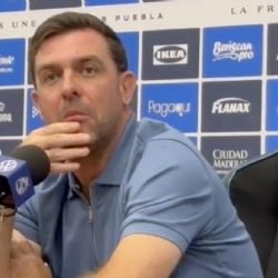 ¿Sí se va? DT del Puebla responde sobre el supuesto interés por Víctor Dávila: sorprende su postura