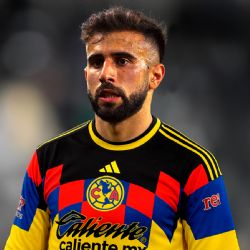 Es más barato y llegaría más fácil: el URUGUAYO que buscaría el Club América en lugar de Denis Bouanga