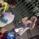 ¡LAMENTABLE! Le propinan GOLPE a Scarlett Camberos en plena firma de autógrafos
