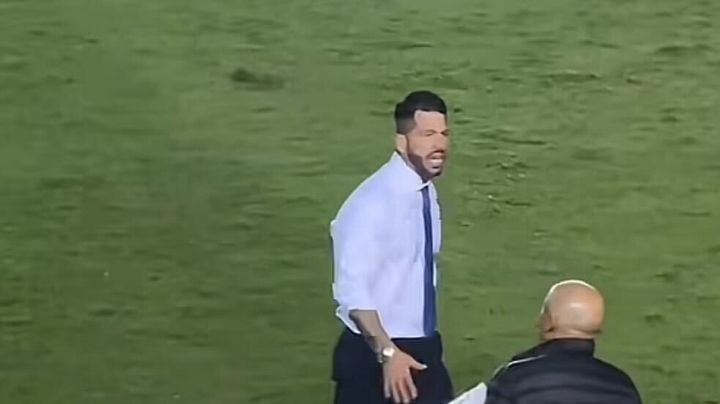 Benjamín Mora termina peleando con la afición del Club América por la derrota de Querétaro
