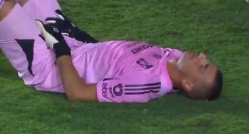 ¡Nahuelada! El video del autogol de Nahuel Guzmán a favor del Club América vs Tigres