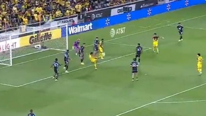 VIDEO: El GOLAZO que se PERDIÓ Henry Martín que iba directo al Puskás