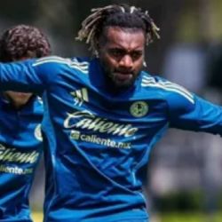 La sorpresa que prepara Allan Saint-Maximin para el partido contra Chivas