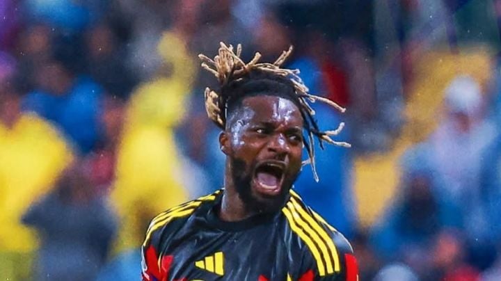 Allan Saint-Maximin se encaró con un aficionado que acusó de "robo" al Club América