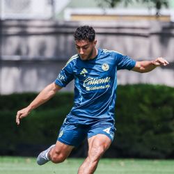 América acepta cumplirle el sueño a Cáceres y envía propuesta, serían sus últimos días en el Club