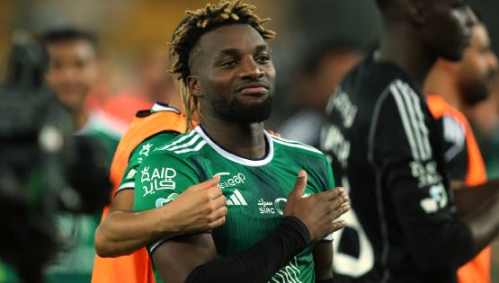 Así despidió la afición del Al-Ahli a Allan Saint-Maximin, lo van a extrañar y nos llega un crack