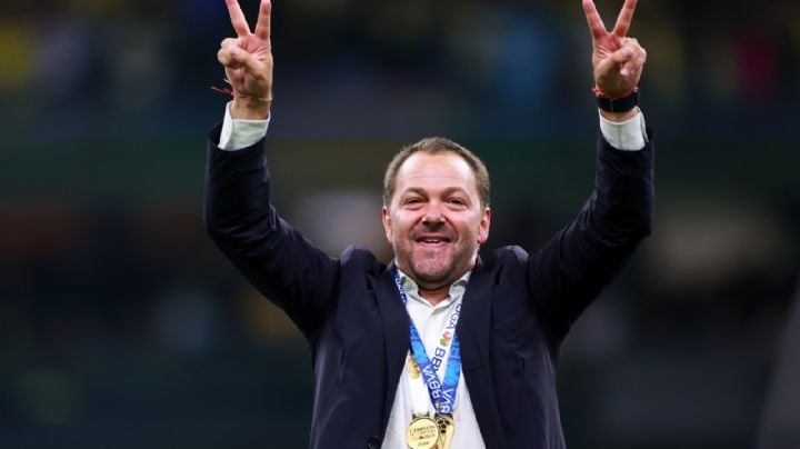 Critican a Santiago Baños por polémico comentario de la directiva del Club América