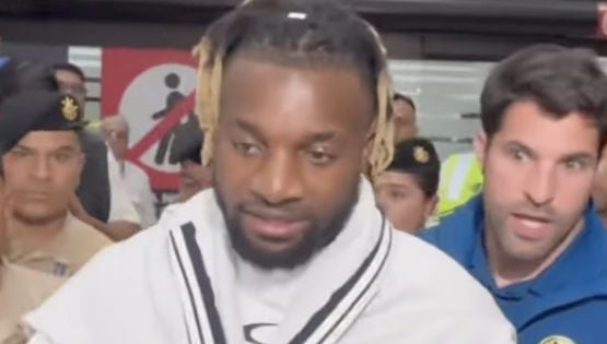 No aceptaron a Allan Saint-Maximin en el hotel del Club América y lo mandaron con los del Querétaro