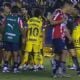 Empezaron la PELEA en el América vs Chivas y no se fueron EXPULSADOS