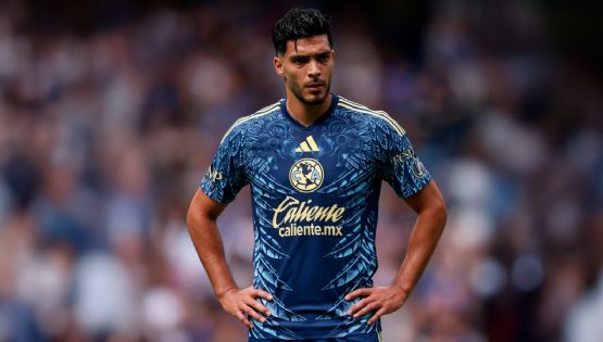 Dura decisión del DT del Fulham ACERCA a Raúl Jiménez al Club América