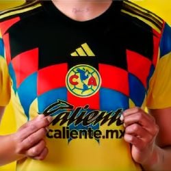 Club América ESTRENA DEFENSA y sorprende en su primer entrenamiento en Coapa