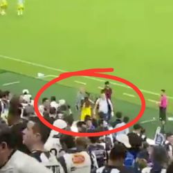 Allan Saint-Maximin terminó FURIOSO con sus compañeros por su rendimiento ante Rayados