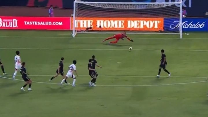 Video: Luis Ángel Malagón salva a México vs Japón con GRAN ATAJADA